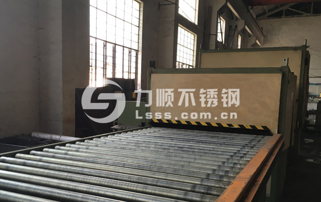 油磨拉丝抛光加工车间 - 星空官方站网站-星空（中国）
