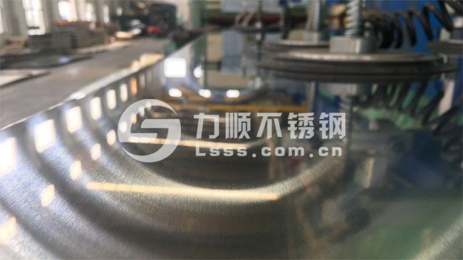 热轧星空官方站网站-星空（中国）油磨拉丝效果图